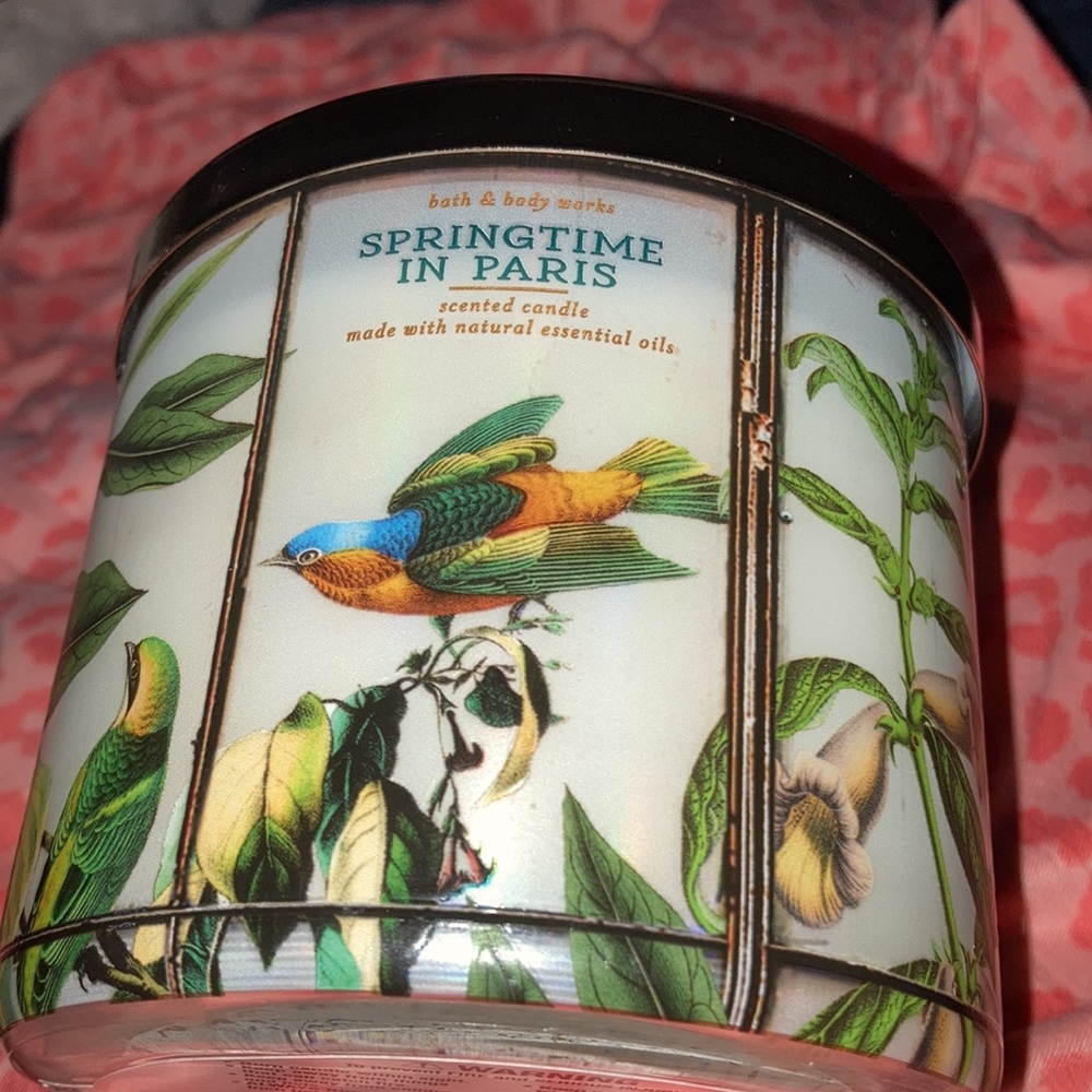 Bath & Body Works 3 Wick Candle in Springtime In Paris